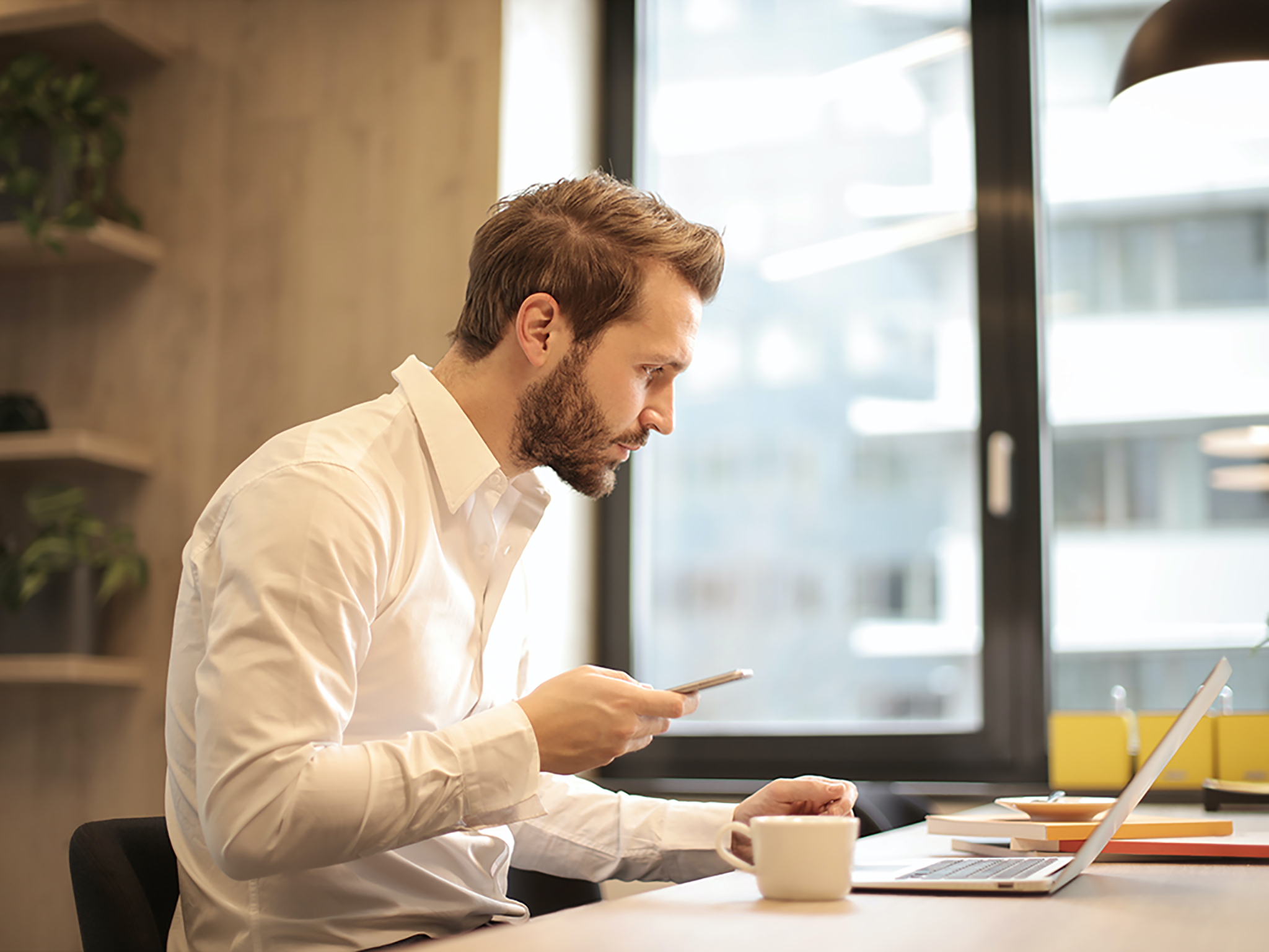 Lo Smart Working cambia le regole della comunicazione lavorativa.